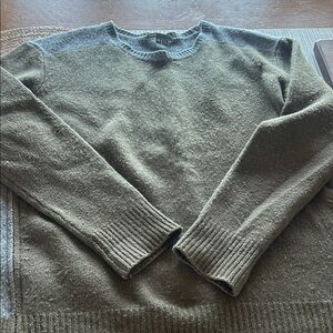 Women’s Vince Olive Green cashmere Sweater